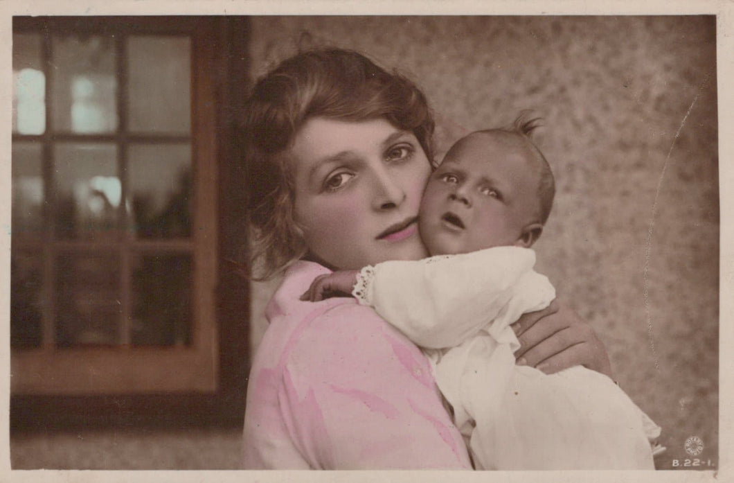 Actress Postcard - Miss Gladys Cooper and Baby John, 1916 - Mo’s Postcards 