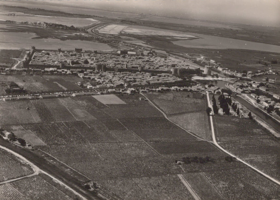 France Postcard - Aerial View of Aigues-Mortes, Gard - Mo’s Postcards 