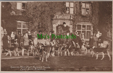 North Cotswold Hounds, Lygon Arms, Broadway