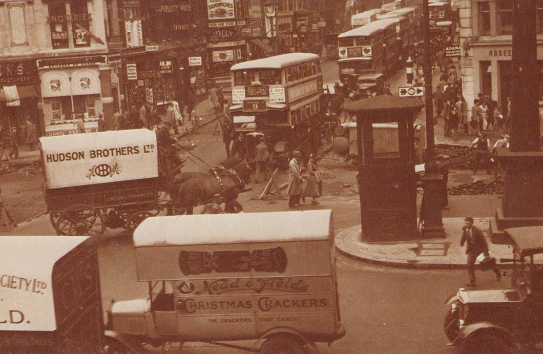 London Postcard - Chaos at Ludgate Circus, 1936 - Mo’s Postcards 