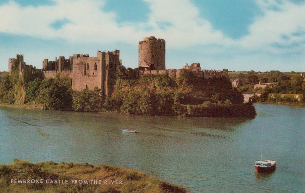 Wales Postcard - Pembroke Castle From The River - Mo’s Postcards 