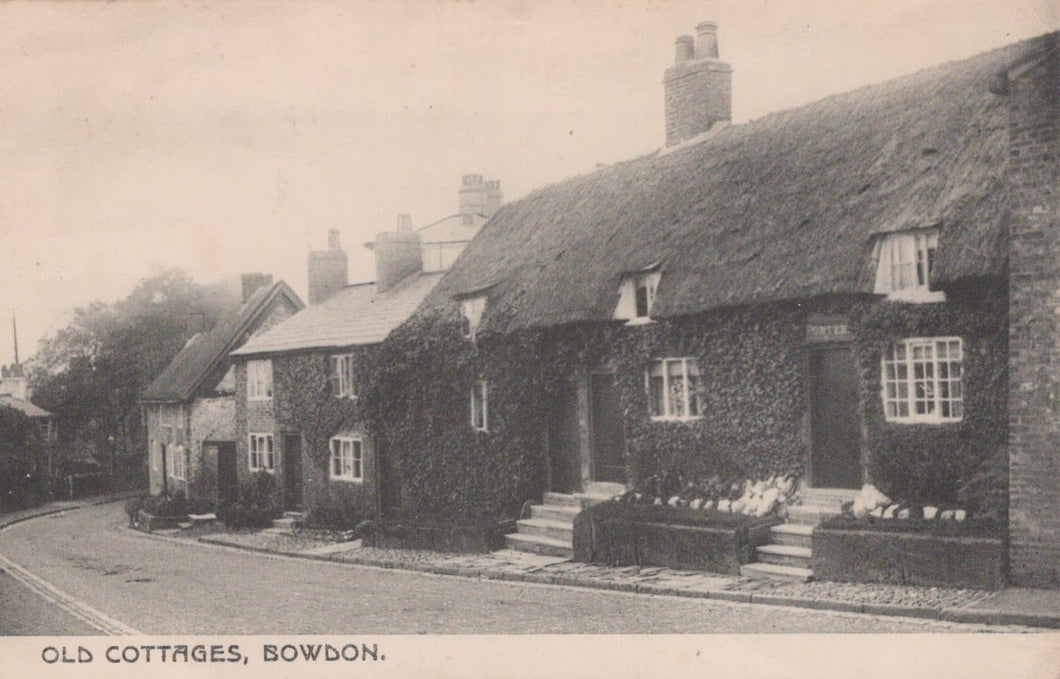 Cheshire Postcard - Old Cottages, Bowdon, 1908 - Mo’s Postcards 
